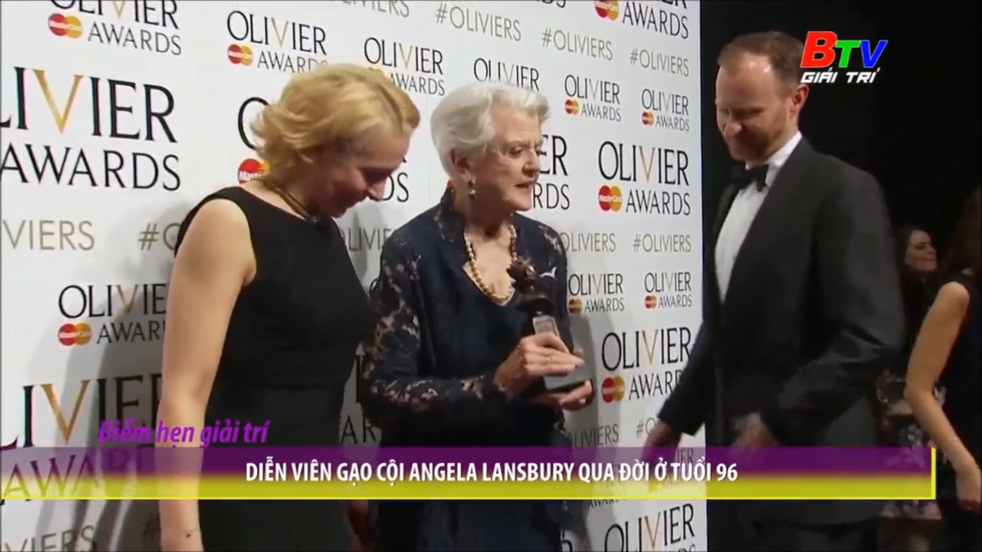 Diễn viên gạo cội Angela Lansbury qua đời ở tuổi 96